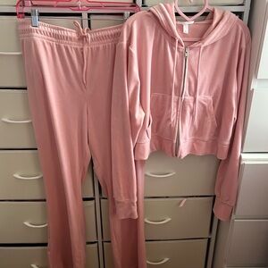 pink velvet set